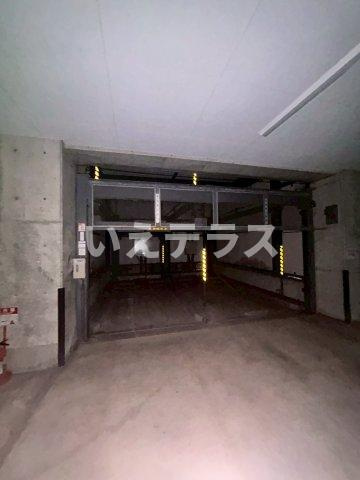 エステムコート神戸西の駐車場