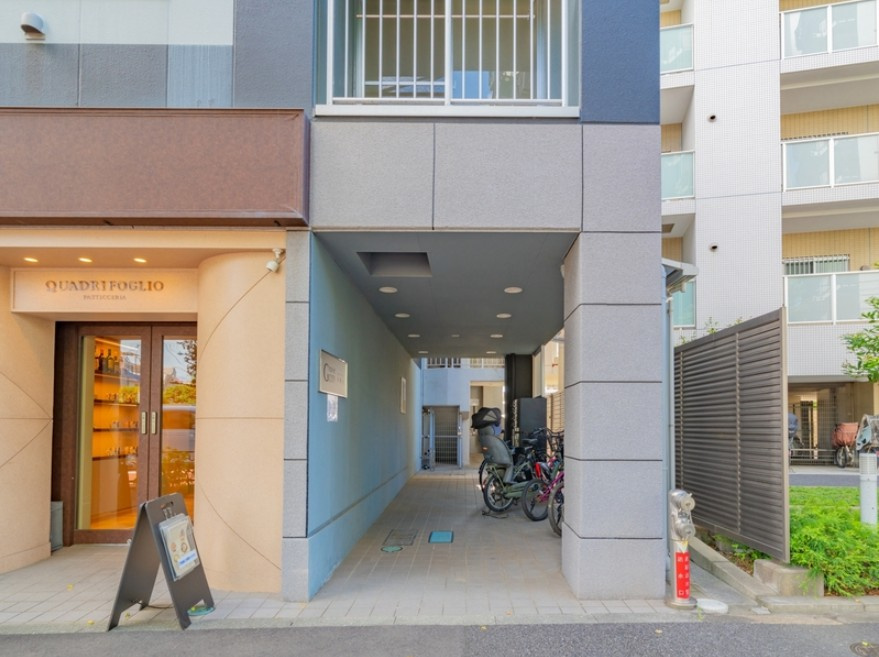 【エントランス】