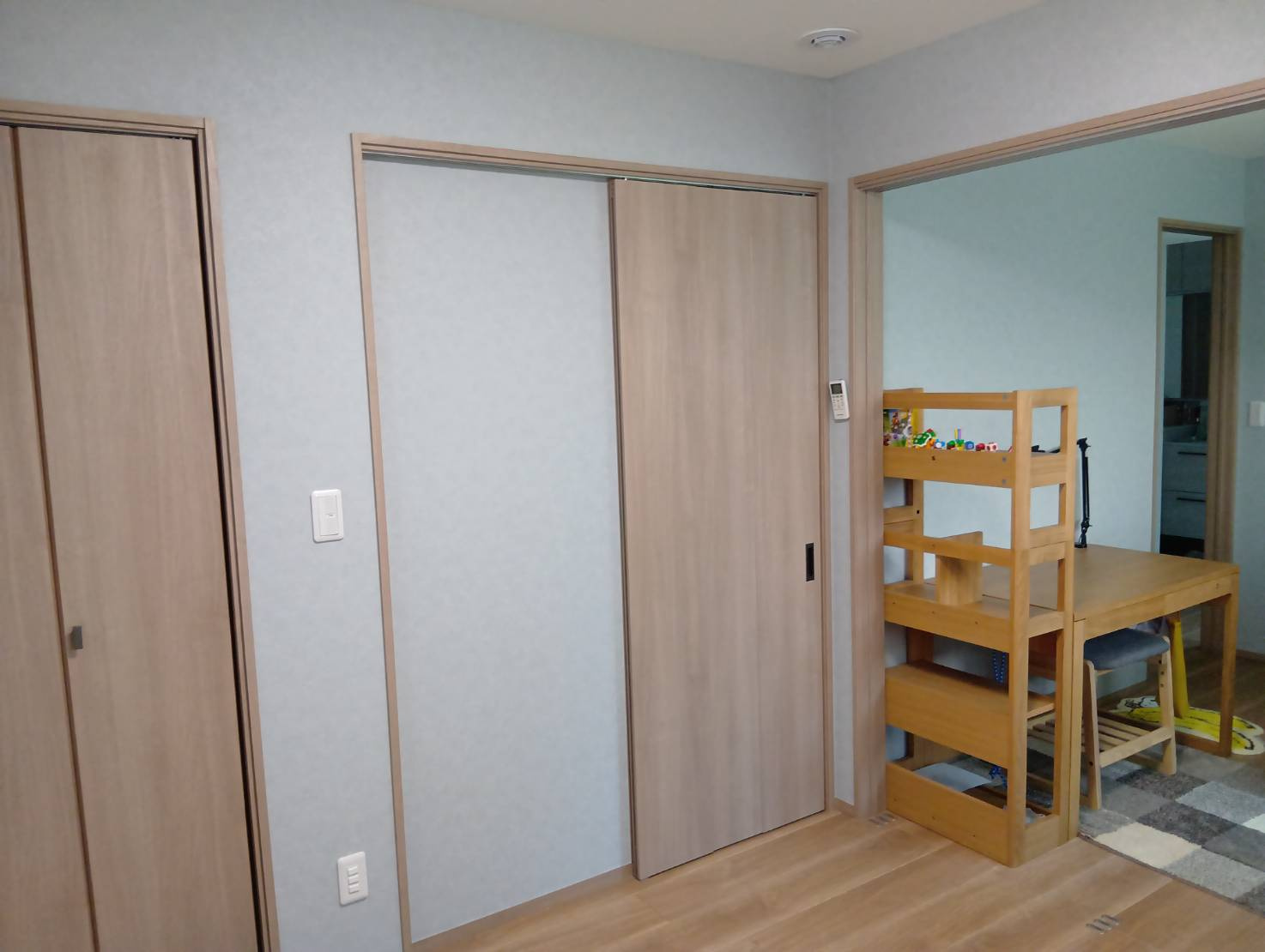 南羽生平屋戸建ての洋室