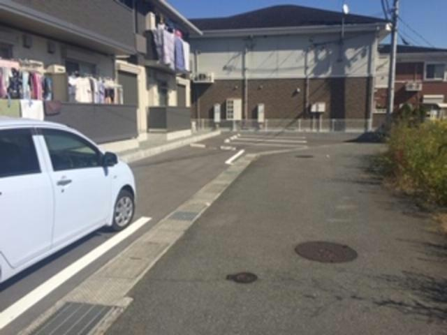 ブルージュ西蒲田の駐車場