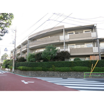 【外観】 | コーピアス・エス | 鉄筋コンクリート造のがっちりとした建物。
