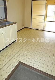 プレミール勝田台の玄関