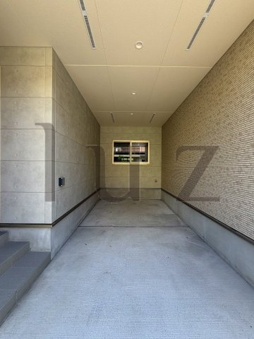 貸家　川崎市幸区中幸町の駐車場