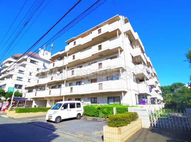 小平市小川東町１丁目の賃貸マンションの外観