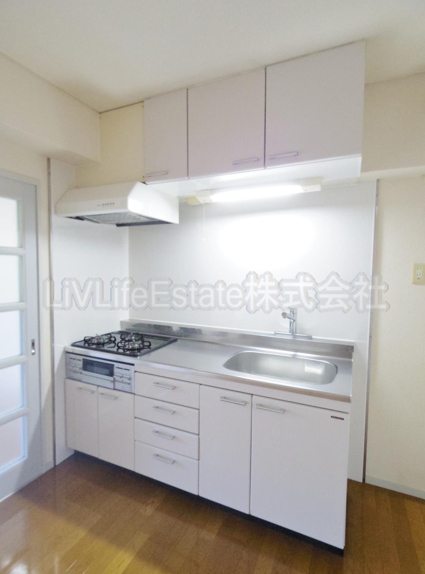 小平市小川東町１丁目の賃貸マンションのキッチン