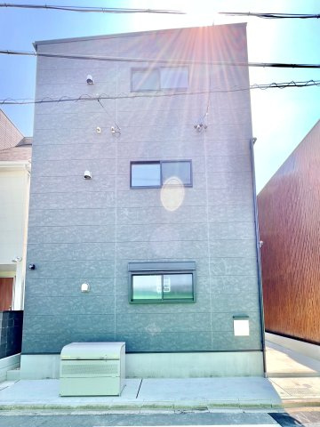 ハーモニーテラス日比野の外観
