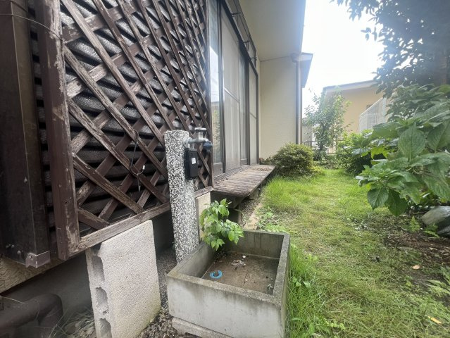 日野市栄町２丁目5-53　再生住宅の庭