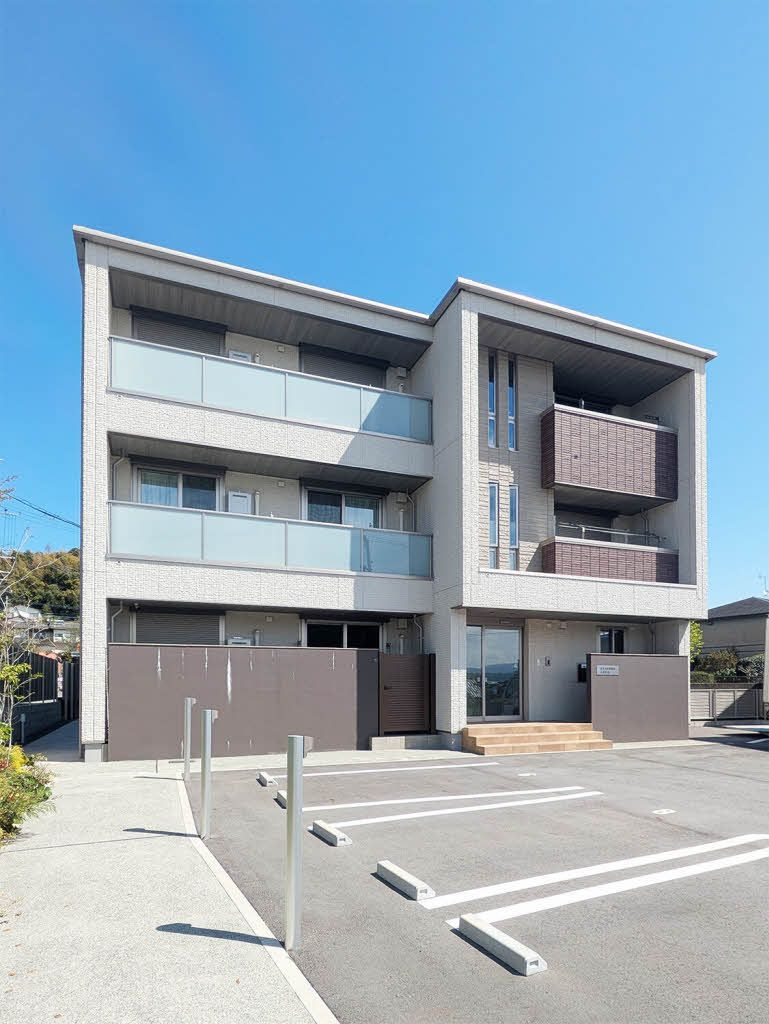 シャーメゾンプレミアス大津の外観