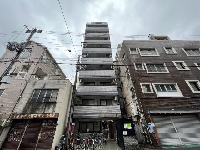 ブリストル神崎の外観