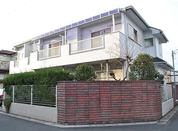サンハウスの外観
