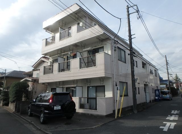 アドバンス拝島の外観