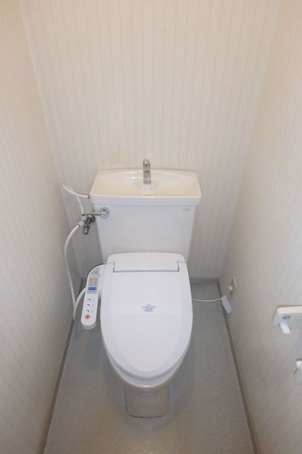 アドバンス拝島のトイレ
