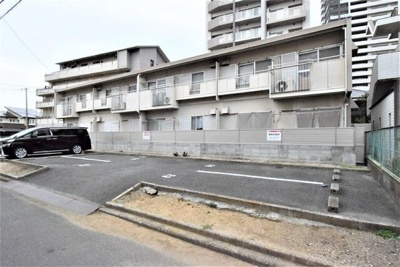 【駐車場】 | 楠本ハイツ