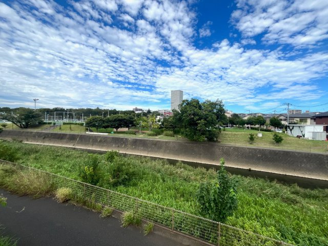 大和市下鶴間土地【建築条件なし】の周辺|境川