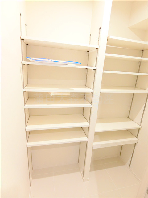 メイクスデザイン千鳥町アジールコートの設備|シューズインクローゼット