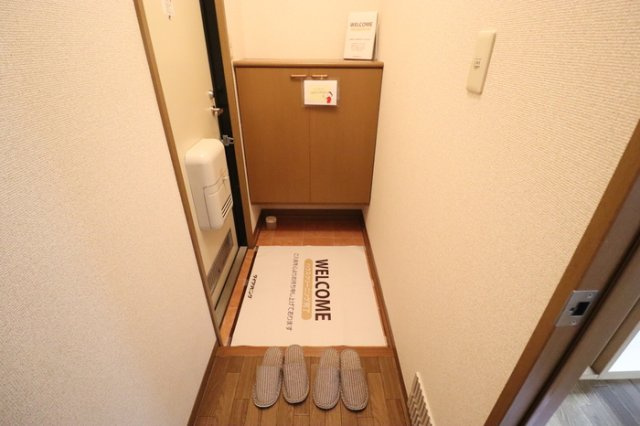 インペリアルヒルズの玄関