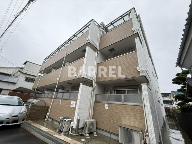 クリエオーレ箕輪の外観