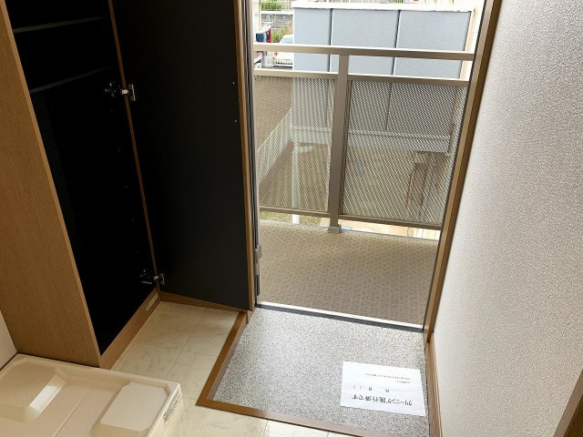 ヴィラ東船橋の玄関