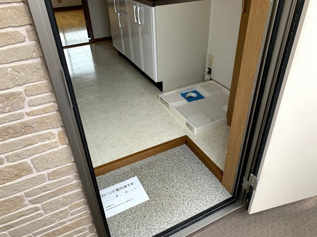 ヴィラ東船橋の玄関