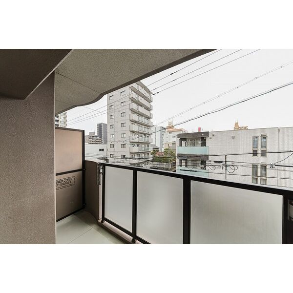 オンディーヌ花の木　名古屋市賃貸　仲介手数料無料のバルコニー