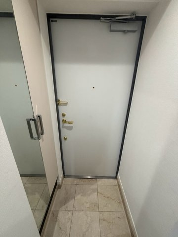 リライア大井町ヒルズの玄関