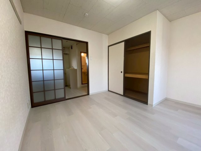 【寝室】 | ビバリーコート志津