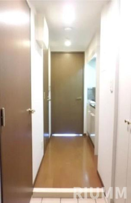 【玄関】 | ティアラ三軒茶屋