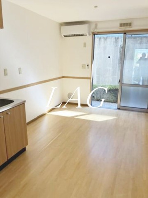 【居間・リビング】 | コンフォート丸山台 | 洋室のお部屋です。