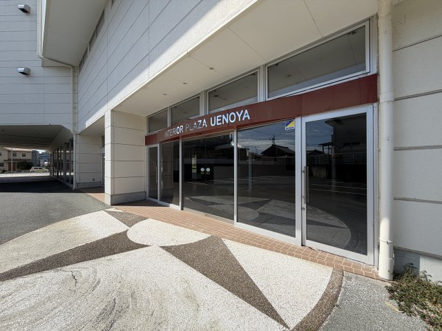 西伊場町　貸ビルの玄関