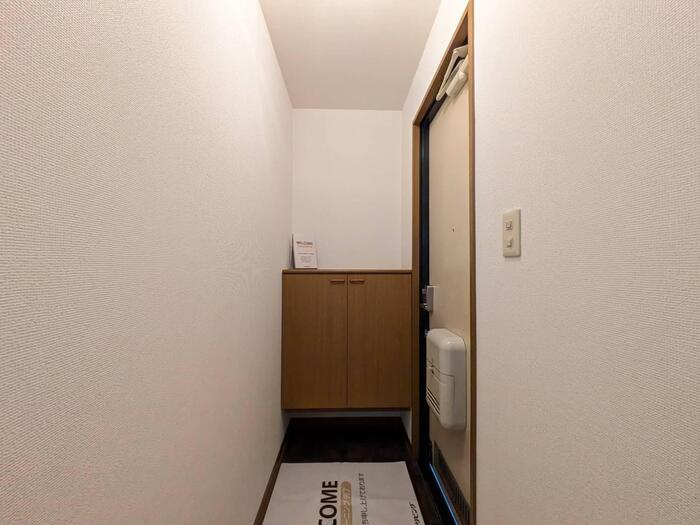 サニーハイツ田寺A棟の玄関