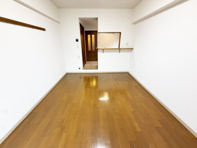 ウェストコート垂水町の居間・リビング