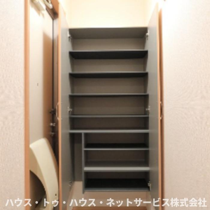 メゾンリッシュ　Ａの玄関