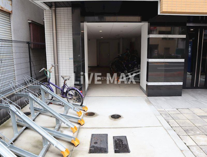 【駐車場】LEXE入谷 