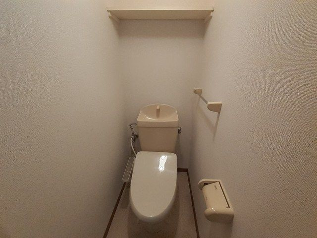 エレガントⅠのトイレ