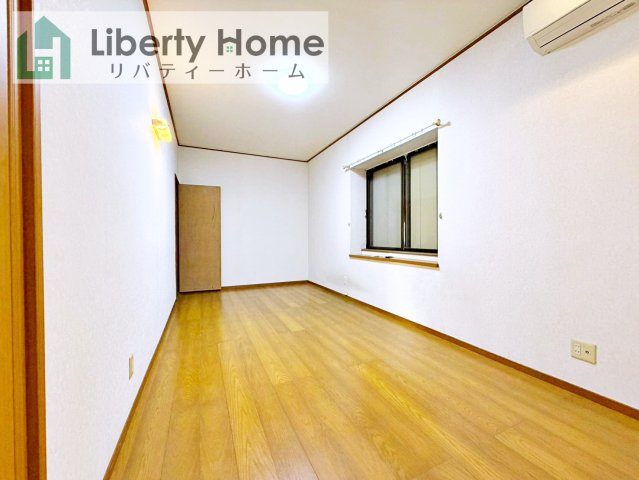 土浦市烏山３丁目　中古戸建の洋室