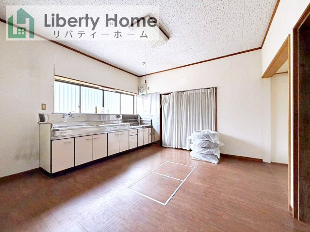土浦市烏山３丁目　中古戸建のダイニング