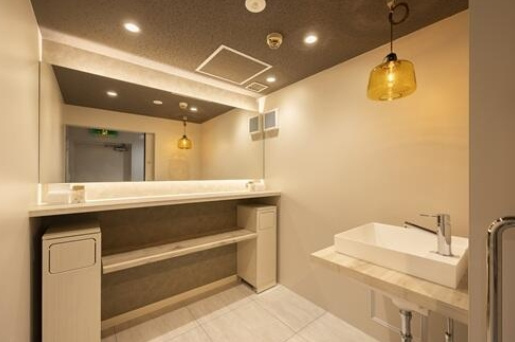 オフィッツ淀屋橋の洗面所