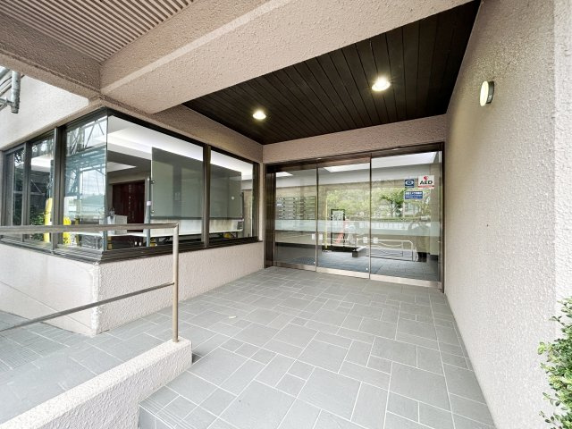 【エントランス】 | 大島ファミール恩賜公園