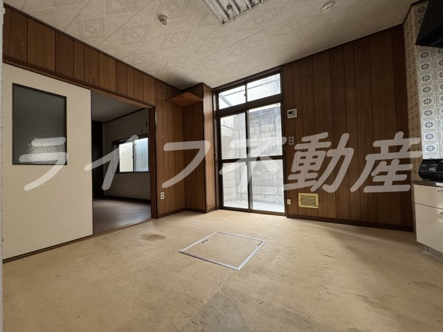 徳原マンションの洋室|ゆったりした洋室です