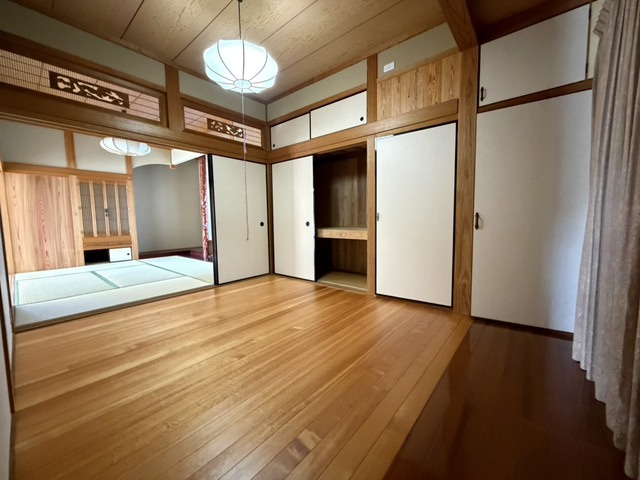 都城市梅北町の中古一戸建の洋室