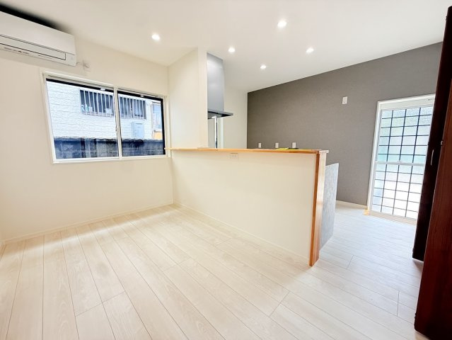 白浜町堅田（五月ヶ丘）_新築建売の居間・リビング