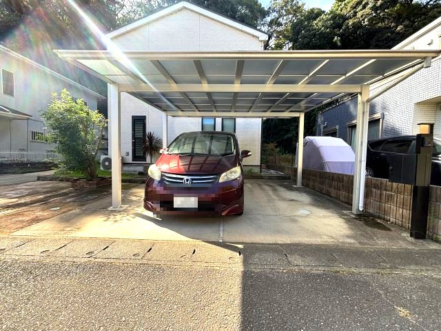 中古戸建　守谷市みずき野6丁目の駐車場