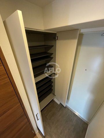 ウォークフォレスト御幸町の収納|ウォークフォレスト御幸町　シューズボックス