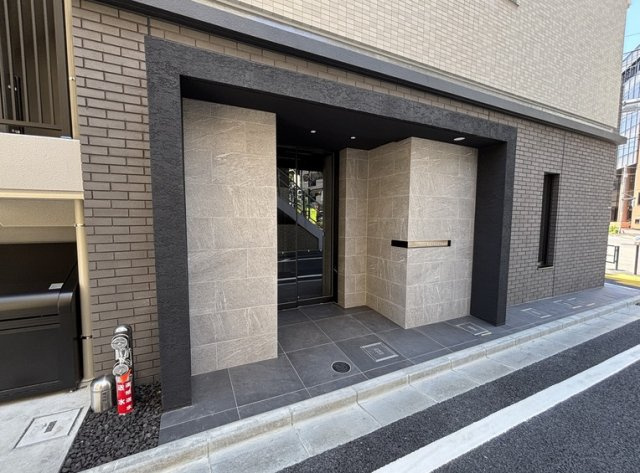 【エントランス】