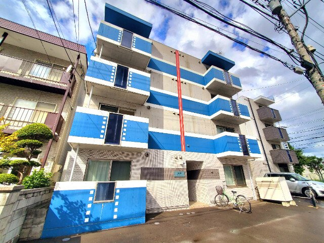 アジュール