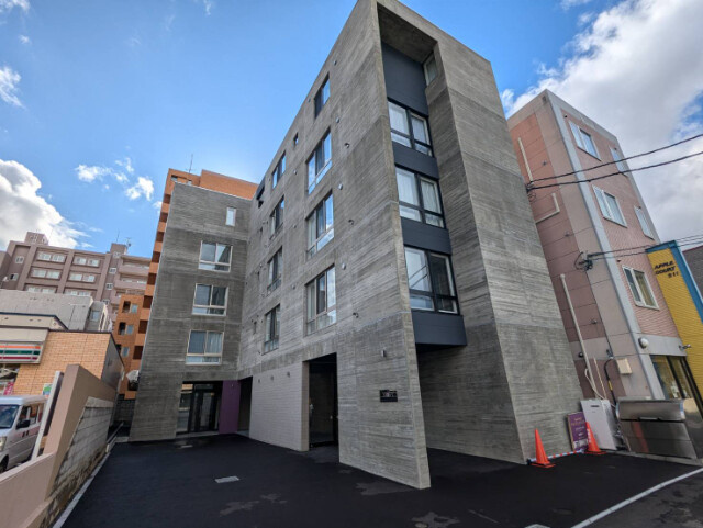 札幌市中央区南十一条西９丁目の賃貸マンション