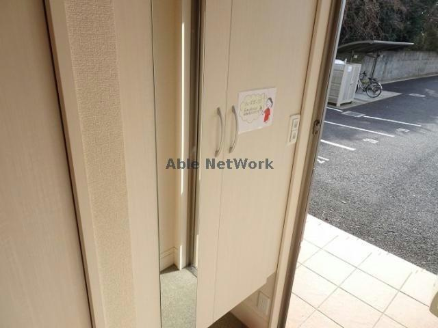 プリマベーラAの玄関|シューズＢＯＸ付