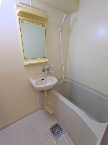 コート淡路の浴室|別タイプのお部屋です　参考写真