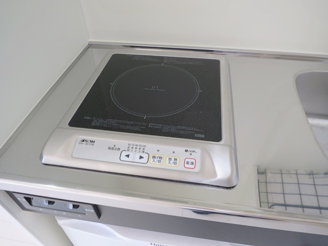 星野ビルの内装|ＩＨコンロです♪