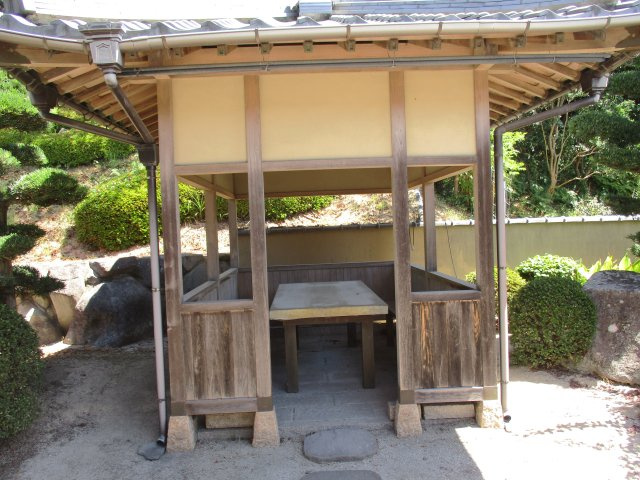大字大積734番地（C-12）の庭